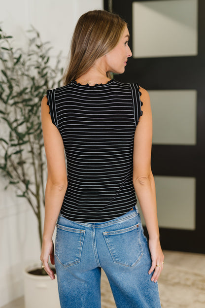 Killo Doodle Me In Lettuce Edge Top – Black & White